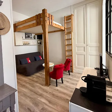 Chabada - 1min De La & Des Commerces Apartment